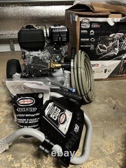 BRAND NEW Simpson PRO Series 3700 PSI Pressure Washer Model #PS61370