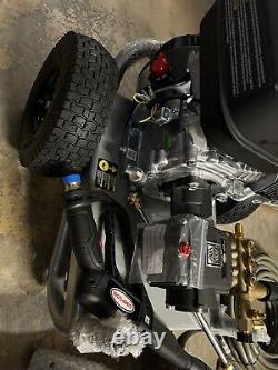 BRAND NEW Simpson PRO Series 3700 PSI Pressure Washer Model #PS61370