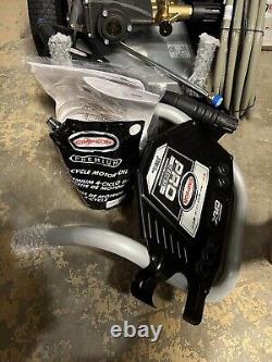 BRAND NEW Simpson PRO Series 3700 PSI Pressure Washer Model #PS61370