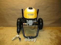 DEWALT DWPW2400 2400 PSI 1.1 GPM Cold Water Electric Pressure Washer