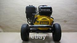 DEWALT DXPW3425E 3400 PSI 2.5 GPM Gas Cold Water Pressure Washer Electric Start