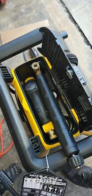 DEWALT Electric Pressure Washer, 2100 PSI, Jobsite Power Washer (DWPW2100)