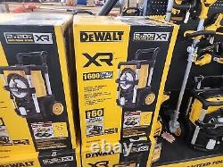 DeWALT DCPW1600Y2 DeWALT 2X20V 1600 PSI Pressure Washer Kit