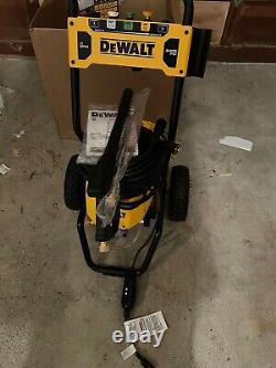 DeWALT DWPW2400 2400 PSI Electric Power Washer Kit -Open Box- Pickup Only