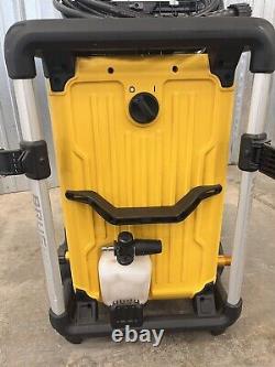 DeWalt DWPW3000 15 Amp 1.1 GPM 3000 PSI Cold Water Pressure Washer