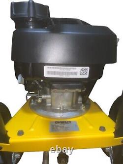 Dewalt (DXPW61336) 3100 PSI 2.3 GPM Cold Water Gas Pressure Washer Honda Engine