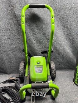 Greenworks Pro 2300 PSI 1.2-GPM Cold Water Electric Pressure Washer with 5 Spray