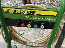 John Deere 3800 PSI 4GPM Pressure Washer with Honda Engine + 18' Telescopic Wand